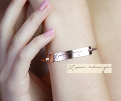 Custom Handwriting Bar Bangle