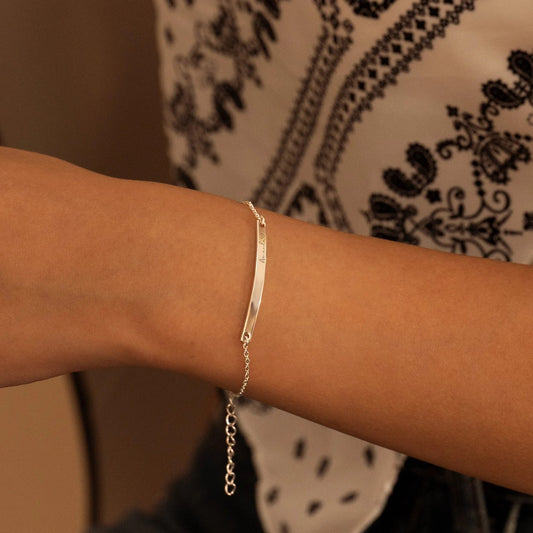 Curved Slim Bar Engraved Message Bracelet