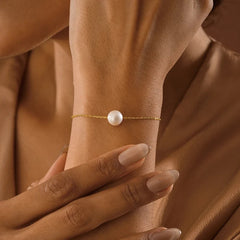 14K Gold Pearl Minimalist Bracelet