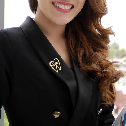 Customizable Cute Tooth-Shaped Brooch For Dentists