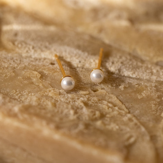 Dainty Pearl Studs